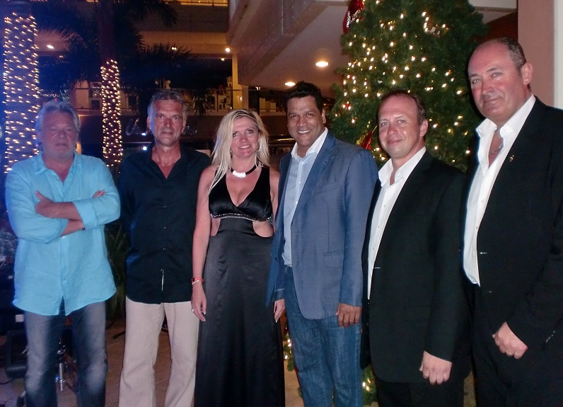 Manuela with Rockenbach Light in Aruba, the Caribbean - January 2012
